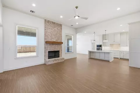 Living - 2125 Bond, Lorena, TX 76655 photo 2 of 3