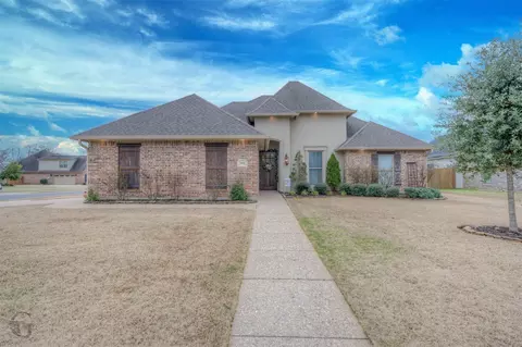 800 Durango Dr, Bossier City, LA 71111