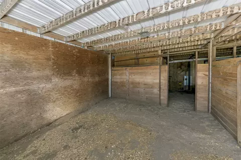 512 Allison Rd, Springtown, TX 76082 photo 24