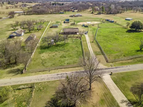 512 Allison Rd, Springtown, TX 76082