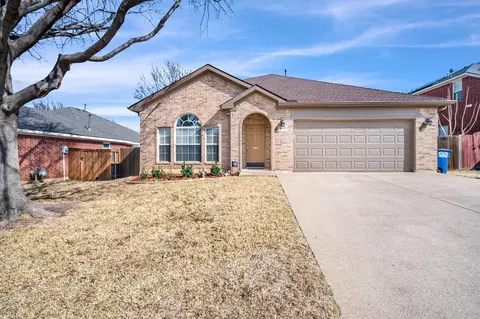 3104 Topanga Canyon Dr, Corinth, TX 76210