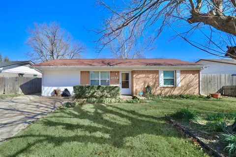 1914 Del Oak Dr, Mesquite, TX 75149