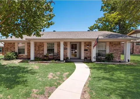 2518 Cumberland Dr, Mesquite, TX 75150