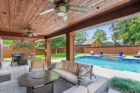 3538 Mercury Dr, Grapevine, TX 76051