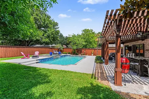 3538 Mercury Dr, Grapevine, TX 76051