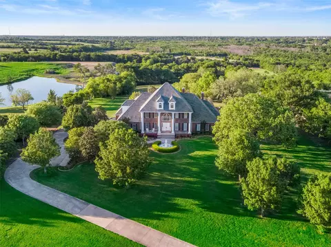343 E Town East Blvd, Sunnyvale, TX 75182