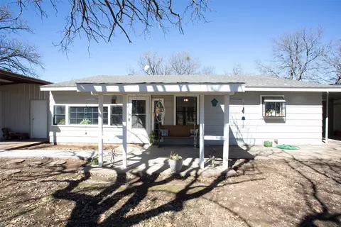1250 Canyon Rd, Graham, TX 76450