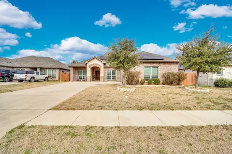 503 Woodhaven Dr, Waxahachie, TX 75165