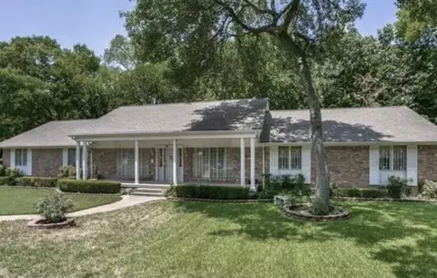3431 Kiesthill Dr, Dallas, TX 75233