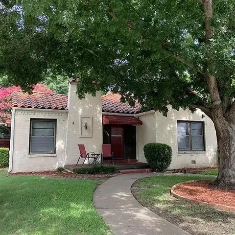 3228 Cockrell Ave, Fort Worth, TX 76109