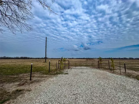 375 County Road 1515, Point, TX 75472 photo 2