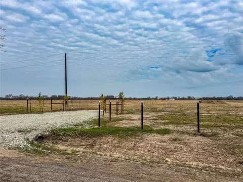 375 County Road 1515, Point, TX 75472 photo 4