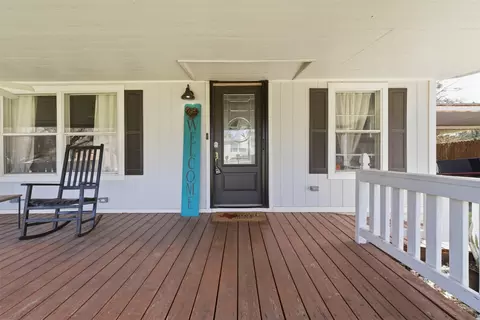 3011 Sky Ct, Granbury, TX 76049
