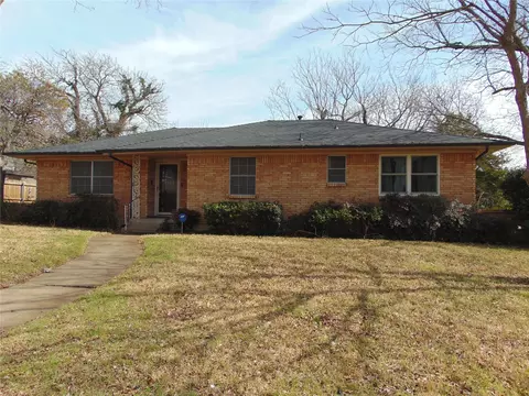 600 N Young Blvd, Desoto, TX 75115