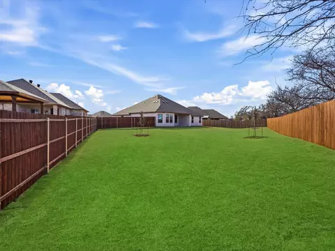 829 Haley St, Springtown, TX 76082 photo 33