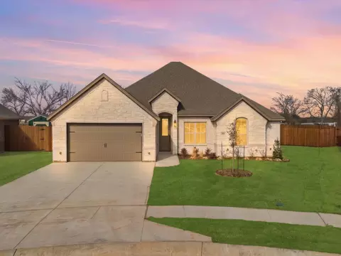 829 Haley St, Springtown, TX 76082