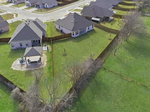 829 Haley St, Springtown, TX 76082 photo 35