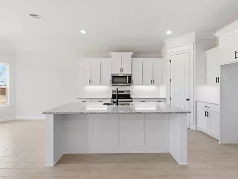 829 Haley St, Springtown, TX 76082 photo 13