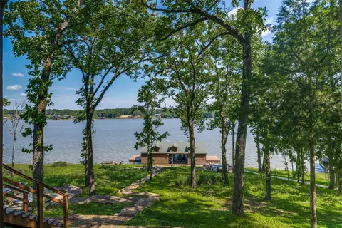 206 Dogwood Pt, Winnsboro, TX 75494