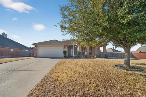 1007 Seminole Ln, Greenville, TX 75402