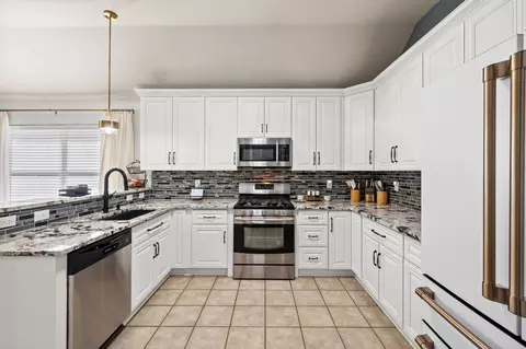 4540 Indian Rock Dr, Fort Worth, TX 76244