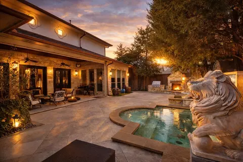 6725 Northwood Rd, Dallas, TX 75225