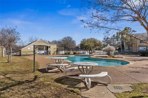4115 Esters Rd #710, Irving, TX 75038