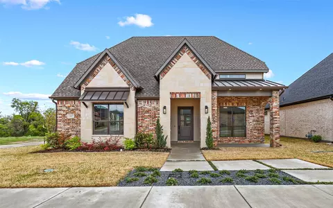 1657 Ethan Cir, Midlothian, TX 76065