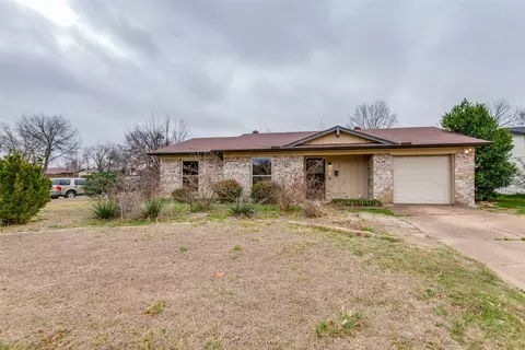 1462 Bay Shore Dr, Garland, TX 75040