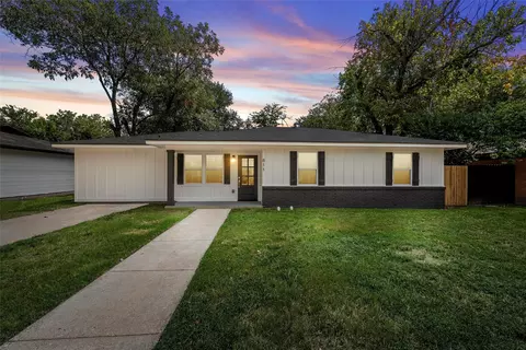 611 N Rita St, Lacy Lakeview, TX 76705