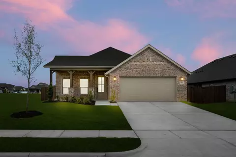 1009 Stonehaven Ln, Crowley, TX 76036