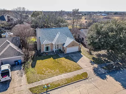7713 Spinnaker Cv, Rowlett, TX 75089