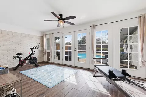 3132 Chapel Downs Dr, Dallas, TX 75229