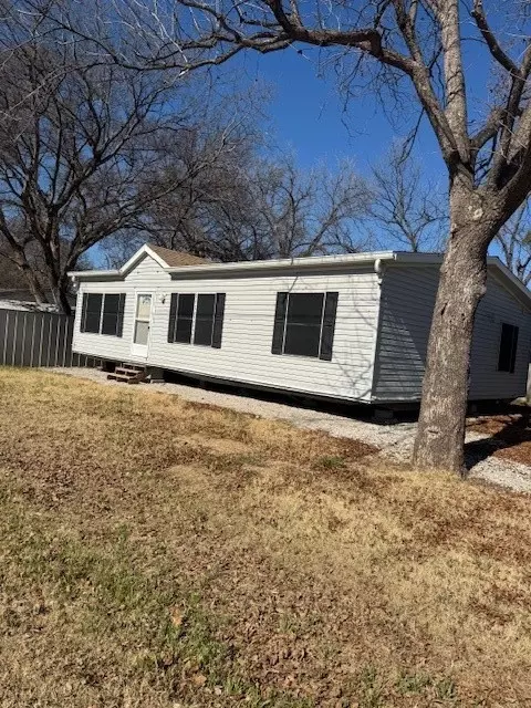 117 M Anthony Loop, Graford, TX 76449 photo 35