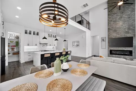 1322 Genoa Cir, Garland, TX 75040