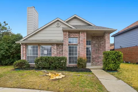 830 Greenridge Dr, Arlington, TX 76017