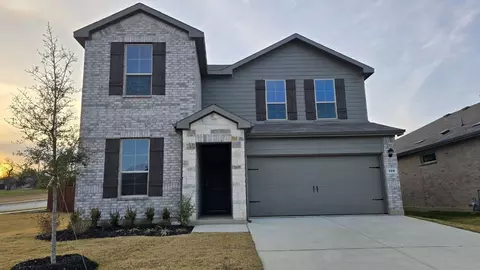 320 Logan St, Keene, TX 76059