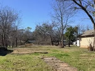 906 Virginia St, Graham, TX 76450