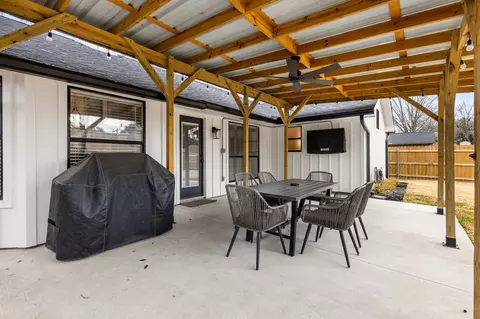 Exterior - 55 Wisteria St, Waco, TX 76708 photo 8 of 12