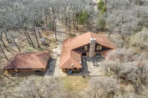 408 Pecan Ct, Alvarado, TX 76009
