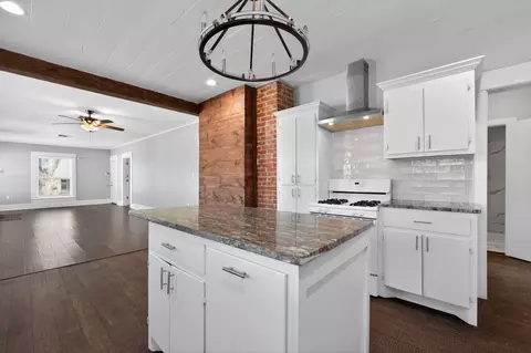 528 N 31st St, Waco, TX 76707