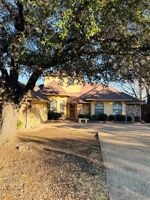 1226 Stonewall St, Garland, TX 75043