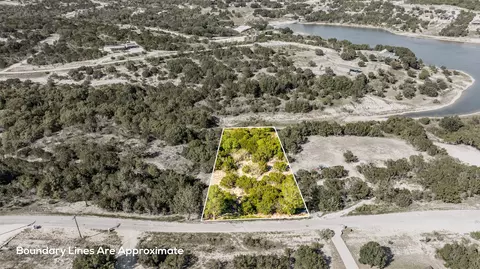 3250 Beacon Lake Dr, Bluff Dale, TX 76433