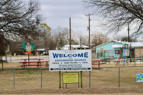5732 Highland Dr, Granbury, TX 76048