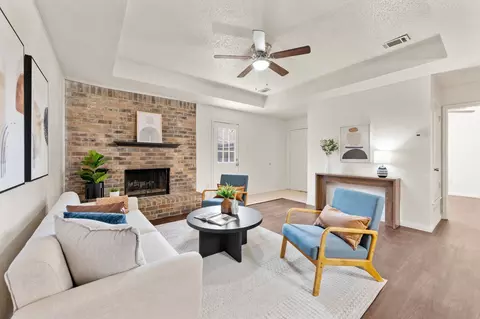 6628 Parkview Ln, North Richland Hills, TX 76182