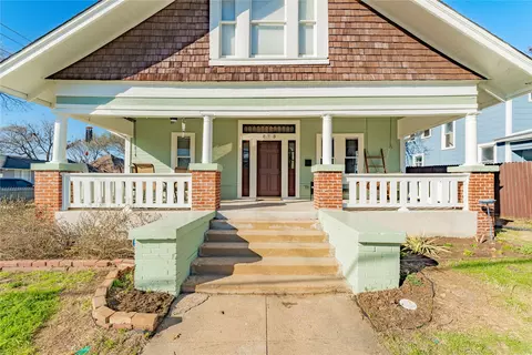 818 W Richmond Ave, Fort Worth, TX 76110