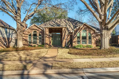 4019 Whitby Ln, Grapevine, TX 76051