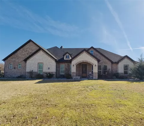 319 Lanier Rd, Combine, TX 75159