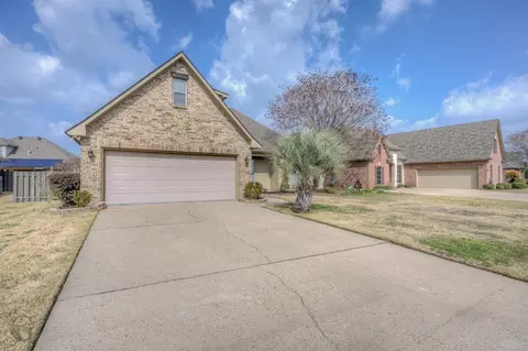 307 Briars Ct, Bossier City, LA 71111