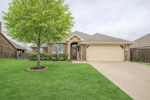108 Fieldview Dr, Crandall, TX 75114